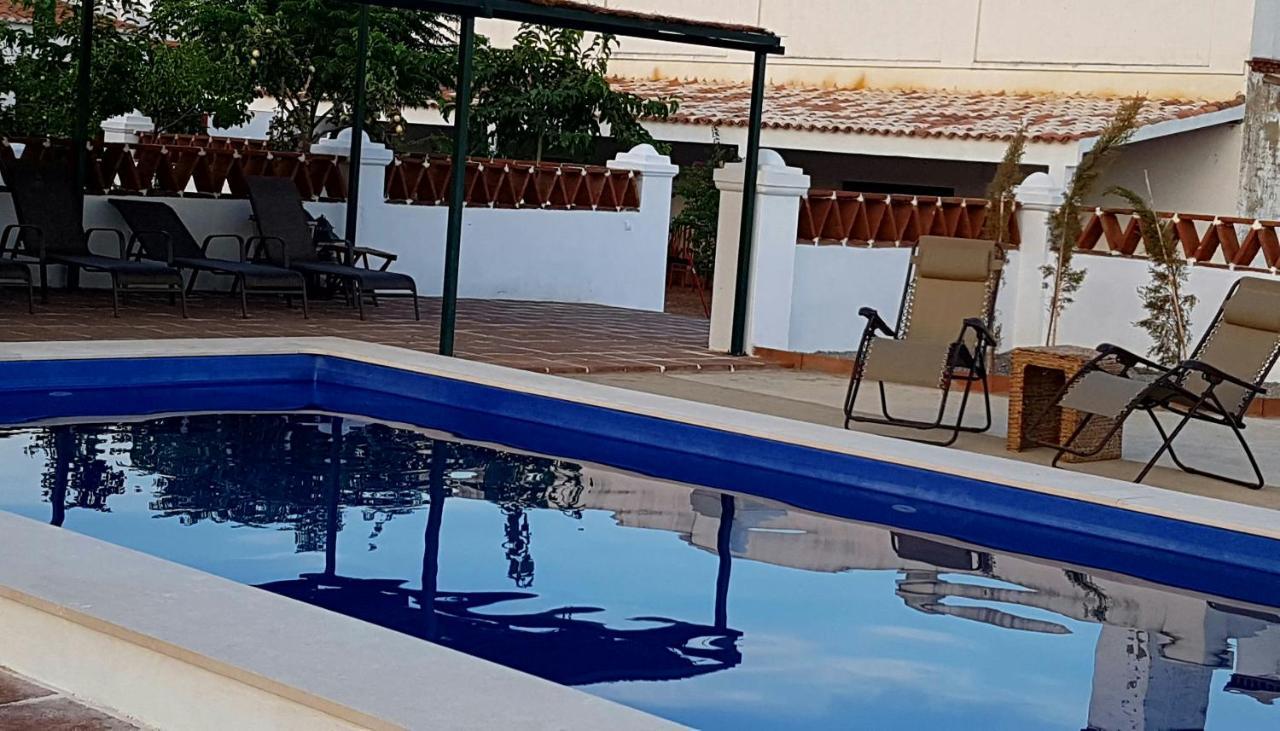 Finca La Rinconada Calamonte Eksteriør billede